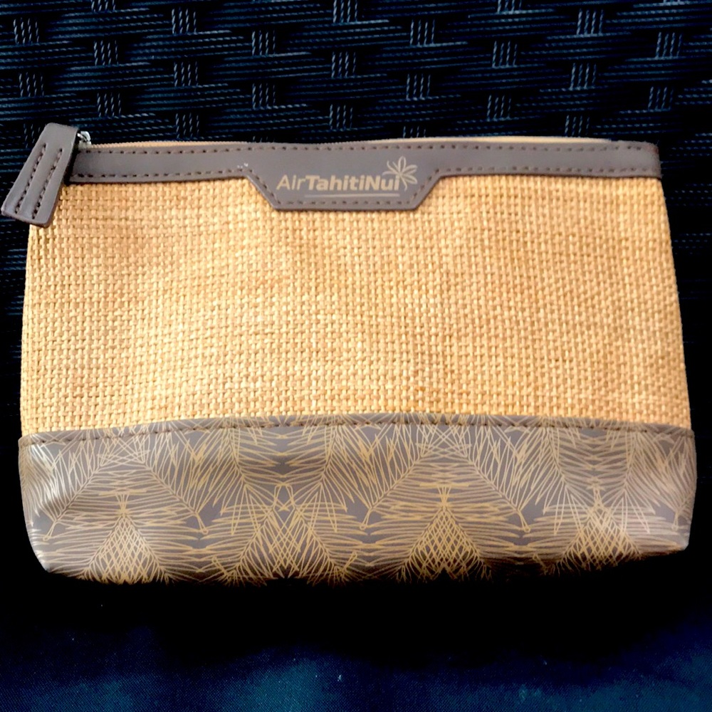 $2 If Bundle: 6-piece Air TahitiNui Toiletry Travel Set Bag